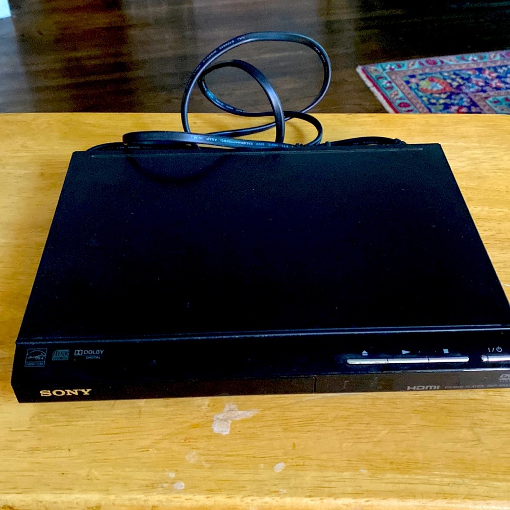 Sony dvd in working conditions 10.5 by 8.5